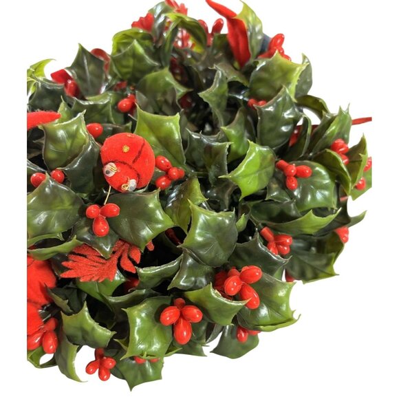 Vintage Christmas Holly Candle Holder Centerpiece With Red Berries & Elf Accents - Picture 6 of 7